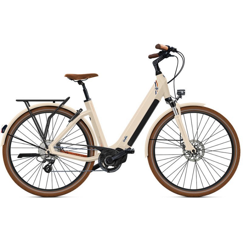 VTC-electrique-O2feel-iSwan-edition-Roland-Garros.jpg VTC électrique O2feel iSwan édition Roland-Garros