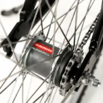 Vélo électrique Momentum Electric Model T – Image 5