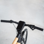 Vélo électrique en bambou relief – Image 3